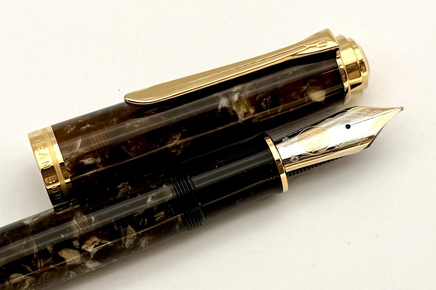 PelikanSESouveranM1000RenaissanceBrownFP_F